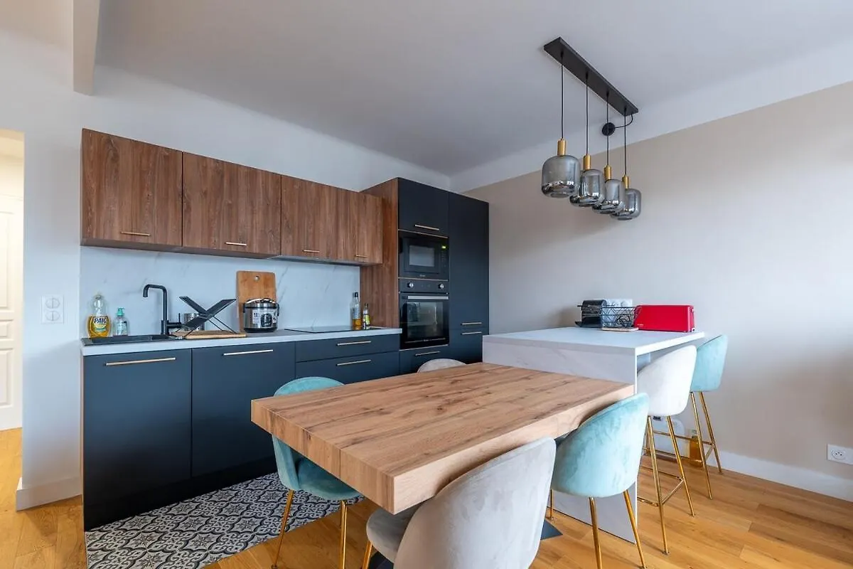 Spacious Apartment With Balcon Paris 11Th Arr